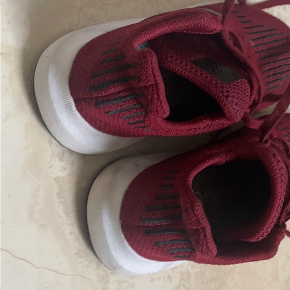 BOYS ADIDAS SNEAKERS SIZE 13 .....$45 - Picture 5 of 5